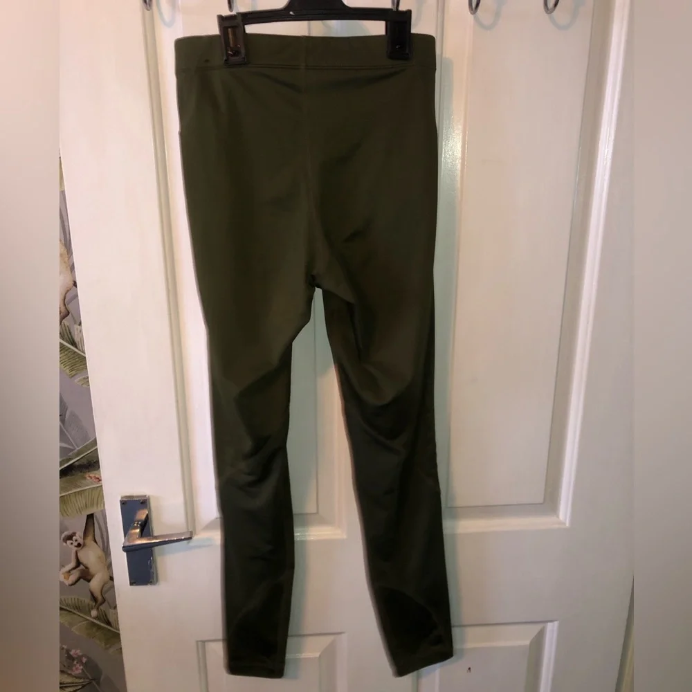 NIKE PRO khaki leggings size UK M - Picture 9 of 11